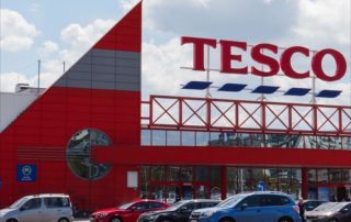 Tesco taglia 400 posti di lavoro