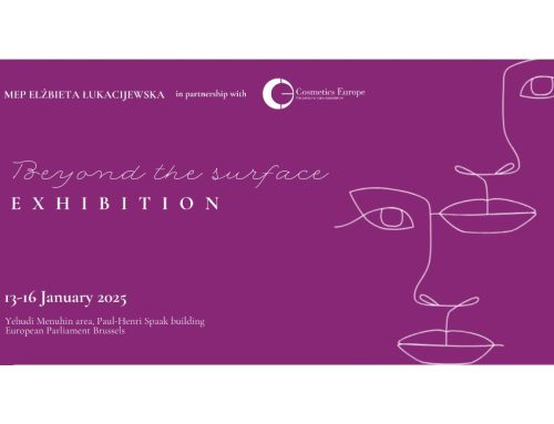 ‘Beyond the Surface’, la mostra che racconta il ruolo dei cosmetici nel quotidiano, al Parlamento europeo