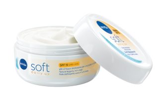 nivea soft daily uv