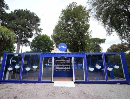 Nivea celebra i 100 anni dell’iconica latta blu con il tour italiano ‘100 Anni di Blu’